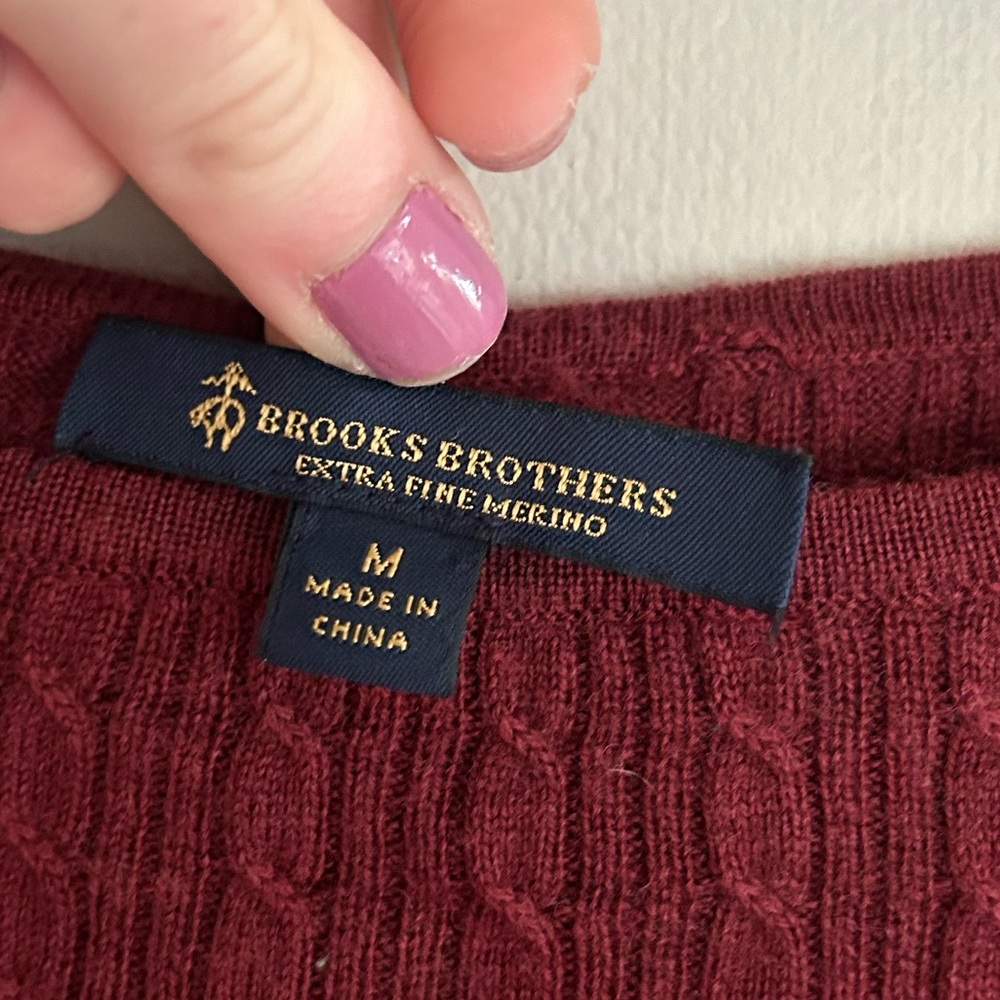 BROOKS BROTHERS Burgundy Cable Knit Merino Wool Sweater Luxury Academia Size M - Picture 2 of 12